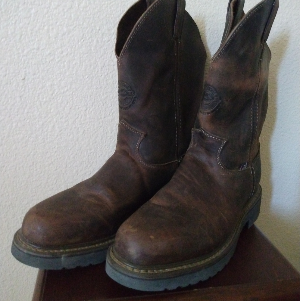 Justin Boots size 9.5D